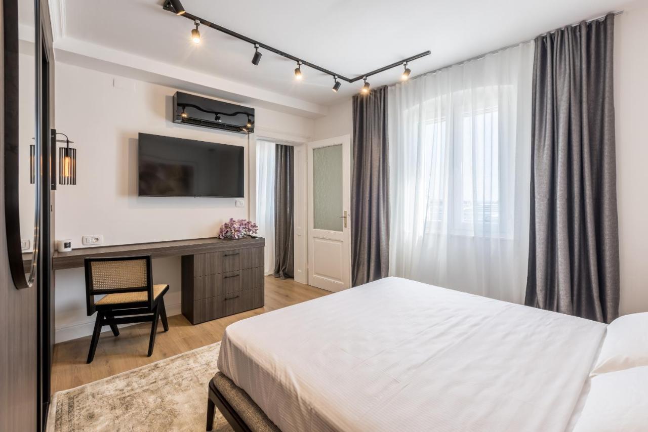 Palazzo Romano Suite 1 สปลิท ภายนอก รูปภาพ